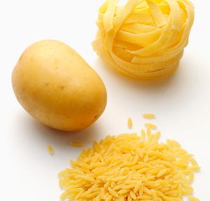 Potet, pasta og ris. Foto.