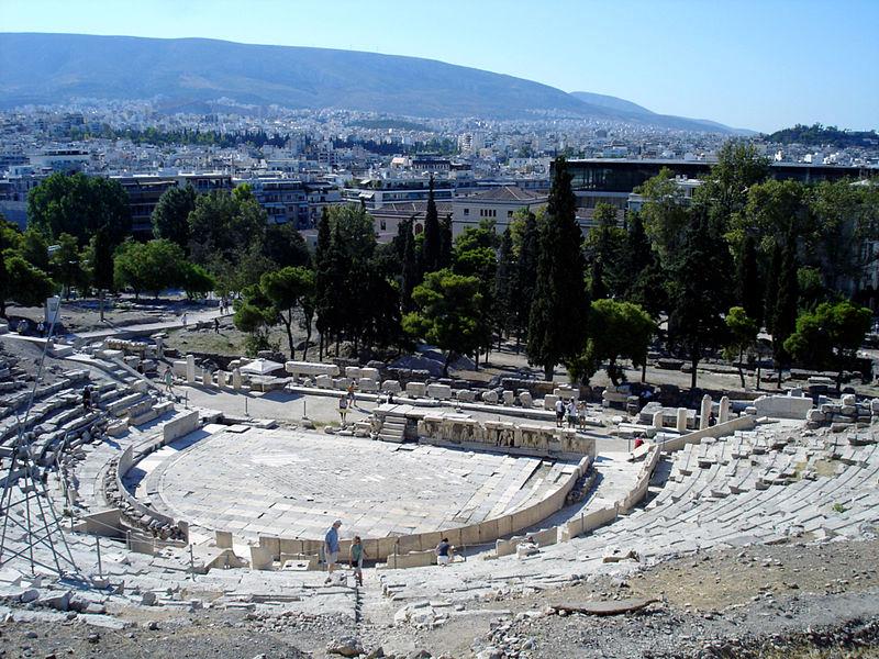 Dagens rester av Dionysosteateret i Athen. Foto.
