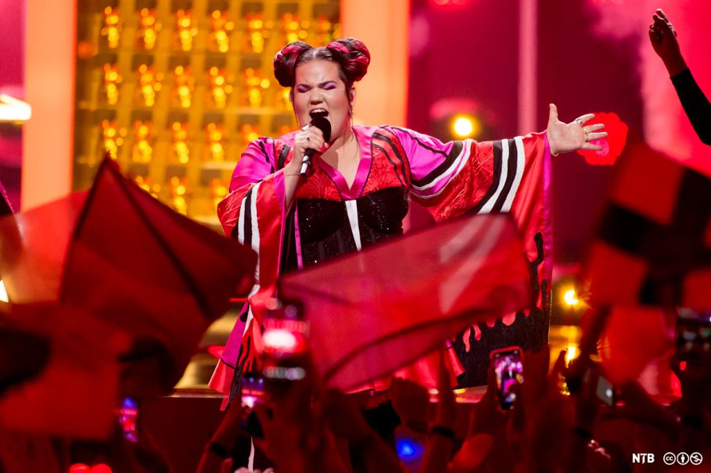 Netta Barzilai opptrer i Eurovision Song Contest i 2018.