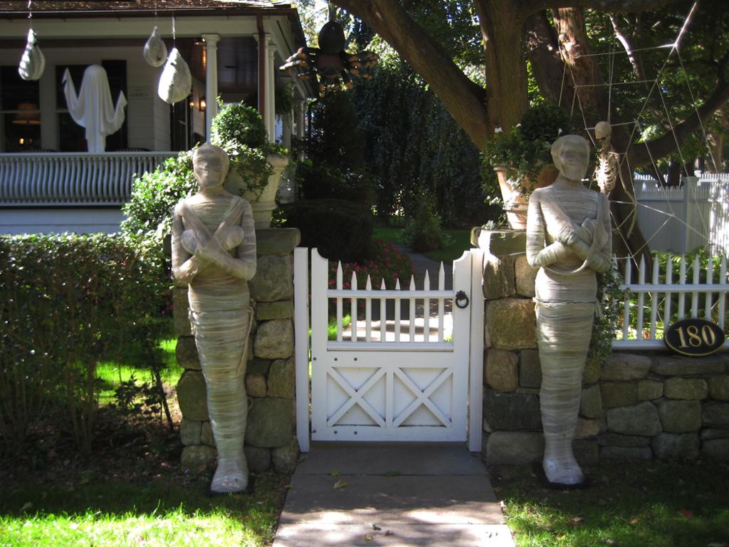 Halloween Garden