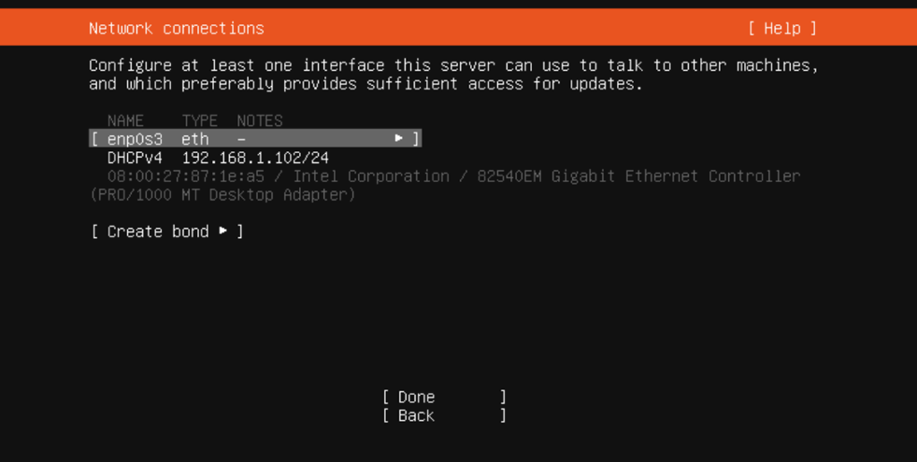 Nettverkskort-informasjon vises og det er mulig å gå til undermeny for å justere disse. Skjermbilde fra Ubuntu Server 20.04