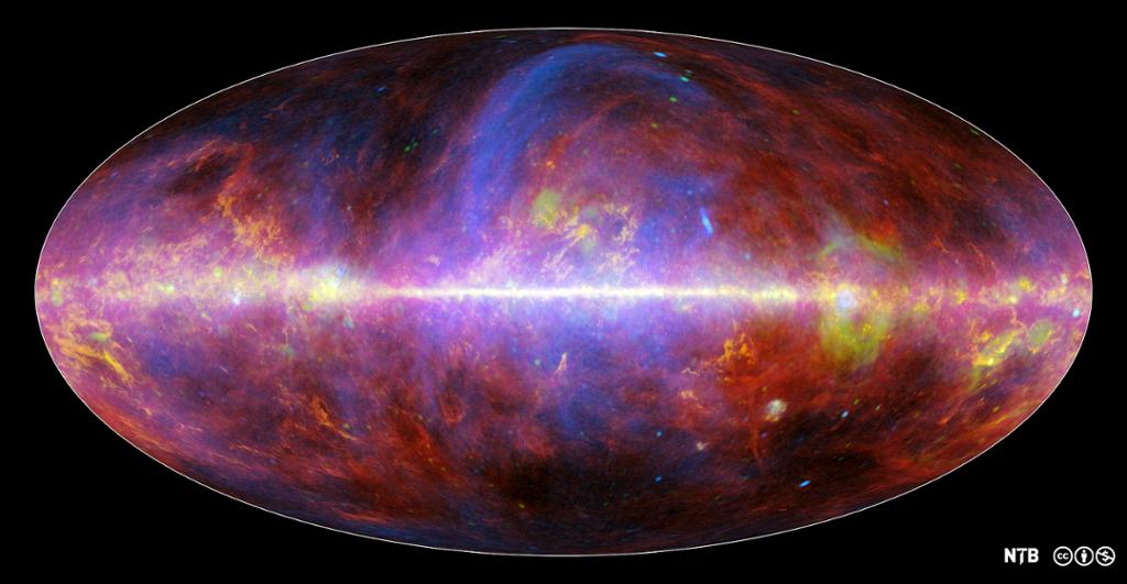 Romobservatoriet til tyske Max Planck-institutt for astronomi kartla strålinga som er att frå Big Bang, men registrerte også mikrobølgjer frå nærare himmellekamar i galaksen vår. Foto.