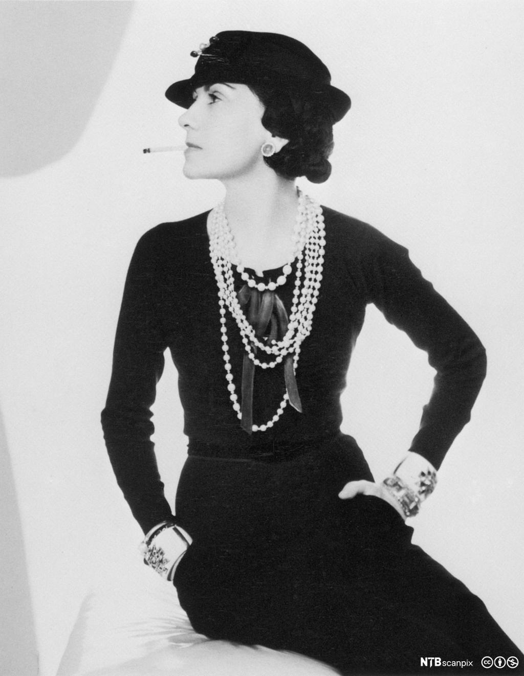 Gabrielle «Coco» Chanel av Man Ray. Foto.