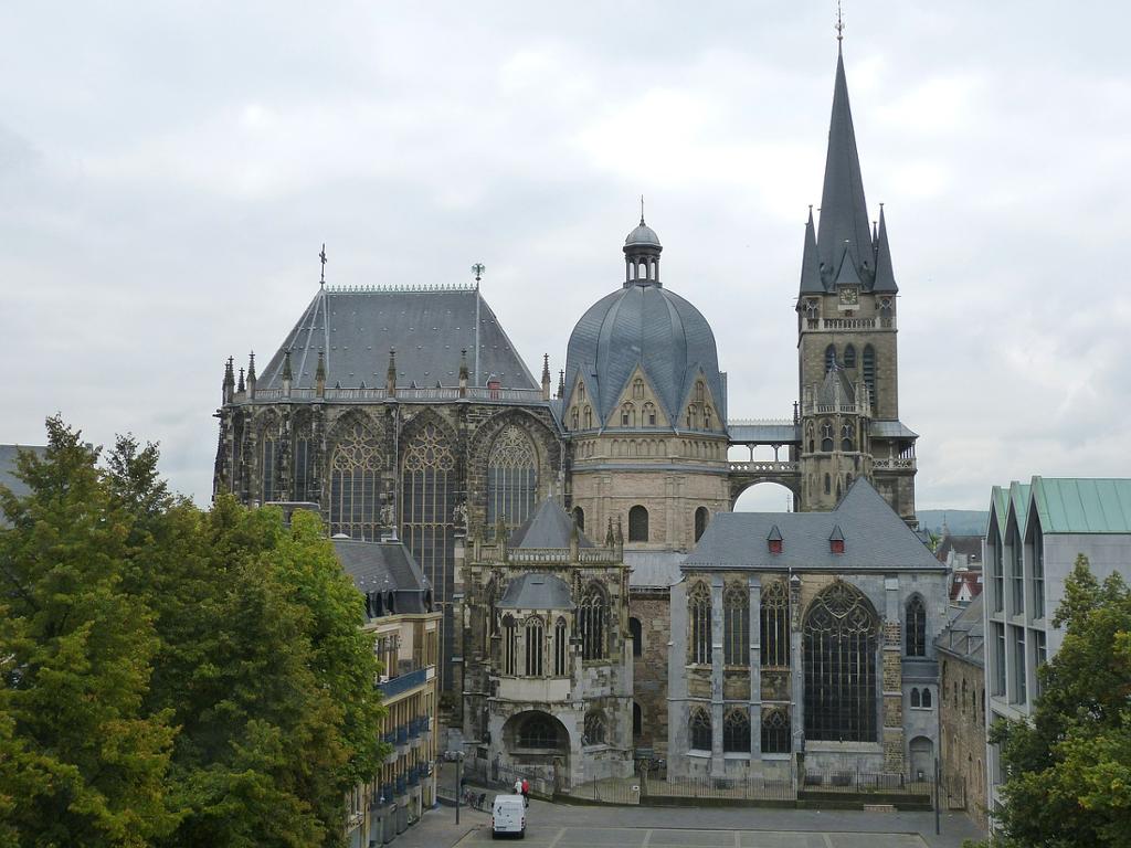 Domkirka i Aachen. Foto.