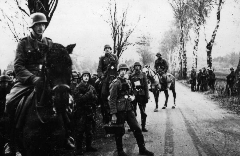 Norske frontkjempere i Waffen-SS-enheten Den norske legion i Sovjetunionen, 1942. Foto.