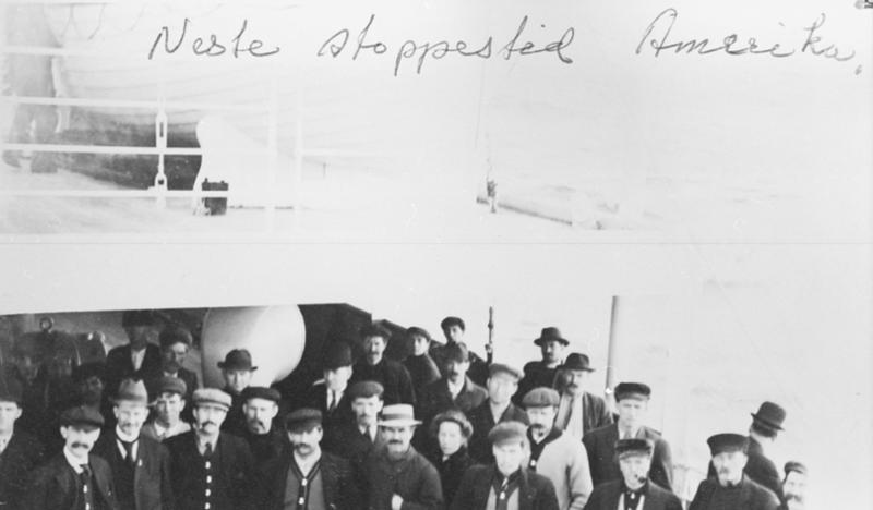 Ole Hatli fra Rindal utvandret til Amerika i 1904. Bilde fra Amerikabåten. Foto 