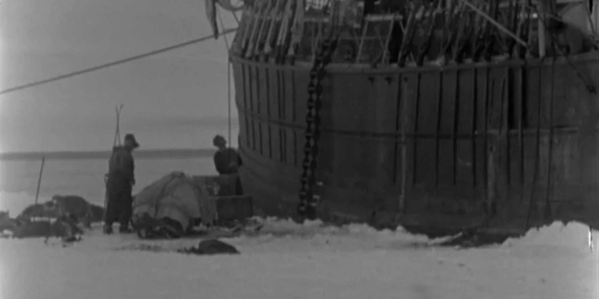 Utsnitt fra filmen Roald Amundsens sydpolsferd 1910 - 1912.