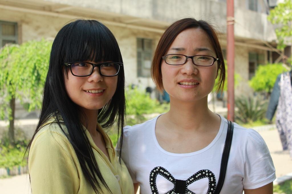To asiatiske jenter. Foto.