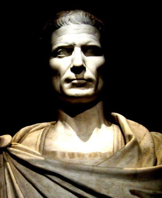 Skulptur av Julius Cæsar. Foto. 
