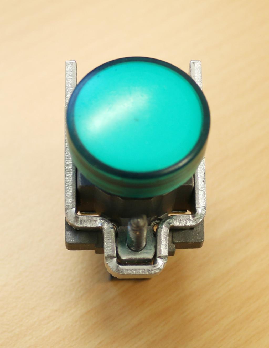 Grønn lampe. Foto.