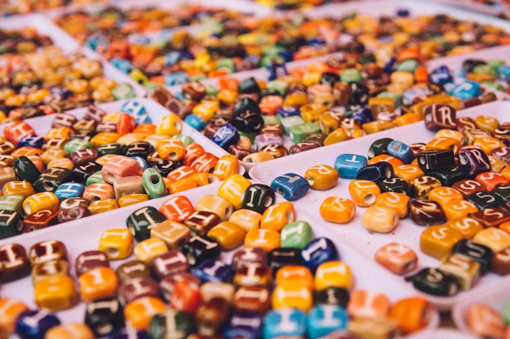 Perler for sortering. Bilde.