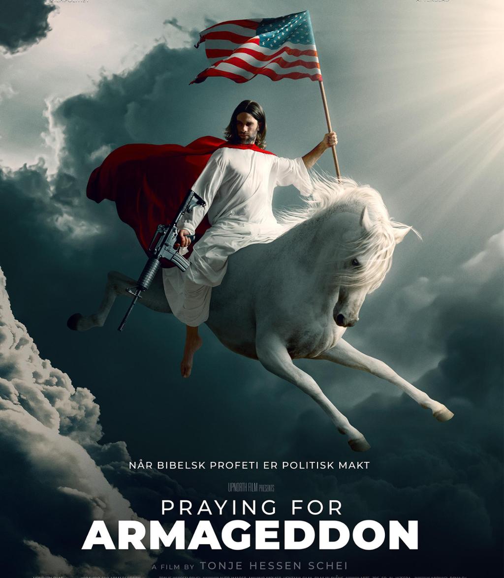 Filmplakat med tittel, produksjonsopplysninger og bilde av en mann i hvit kjortel og rød kappe som rir på en hvit hest på himmelen. Han det amerikanske flagget i den ene hånda og et maskingevær i den andre. Plakat.