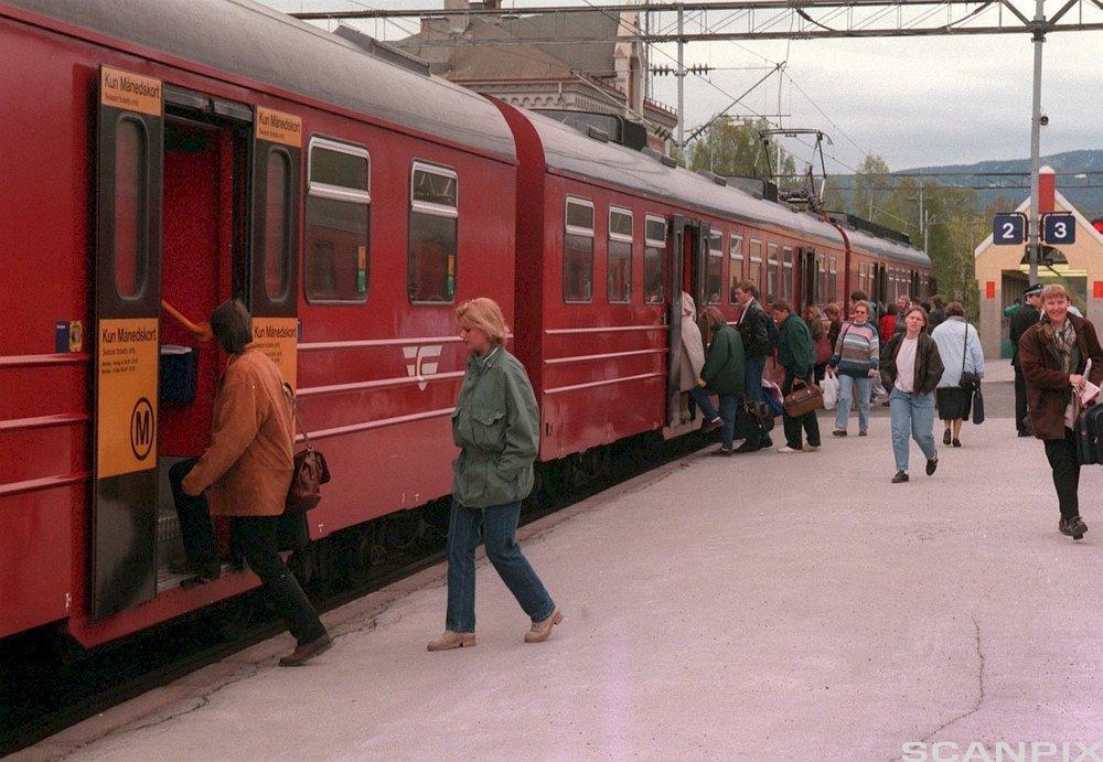 Rööpses ruevtieraajroe staasjovnesne. Guvvie. 