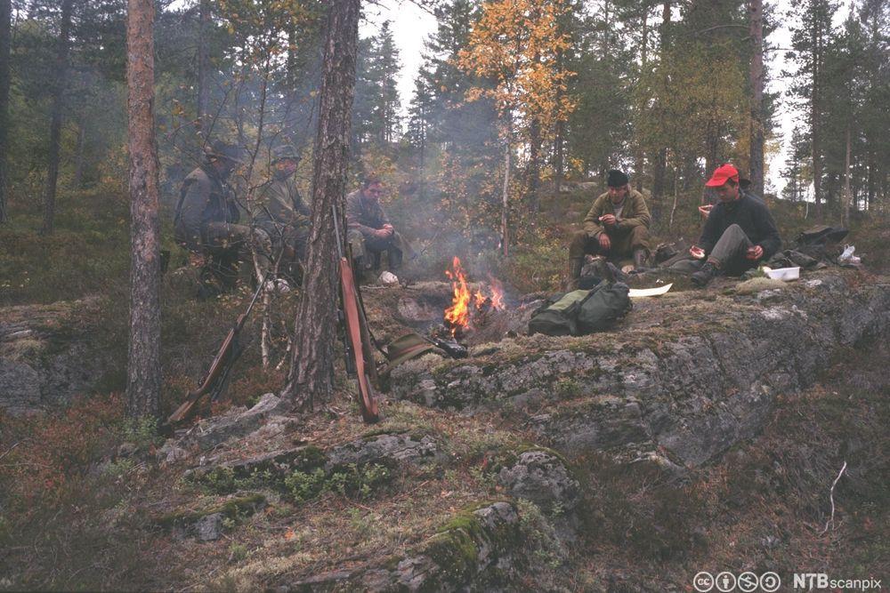 Nieljie kaarrh dållen bïjre tjahkesjeminie tjaktjege. Guvvie. 