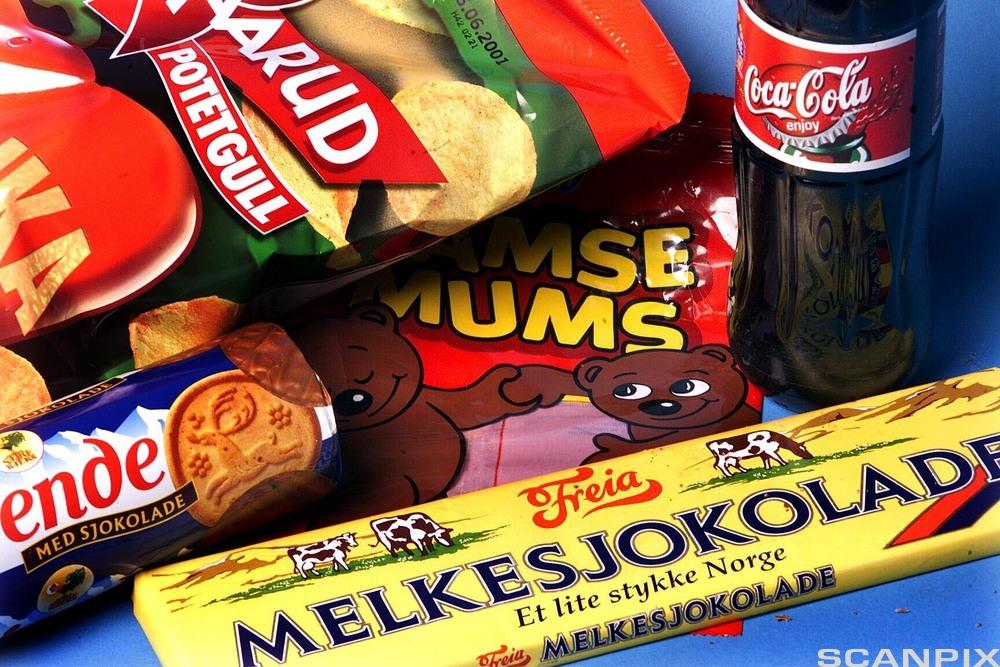 Ovmessie njaalkadahkh, sjokolaade, tjeekse, pearagullieh, Coca-Cola. Guvvie.