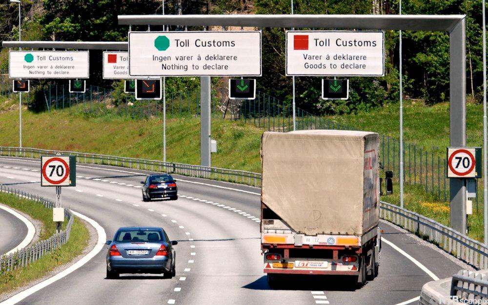 Motorveien ved grenseovergang Svinesund. Foto.