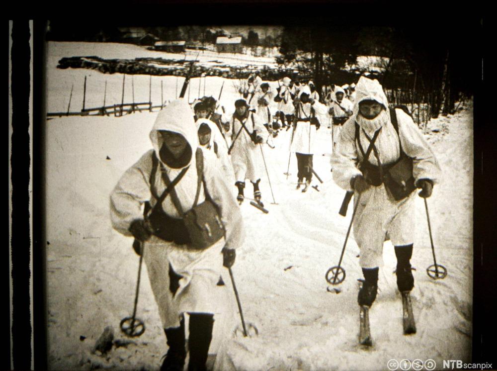 Tyske soldater på ski.