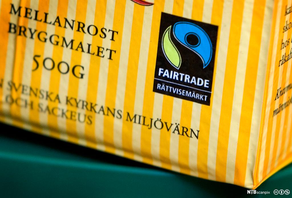 Fairtrade-logo på kaffepakke. Foto.