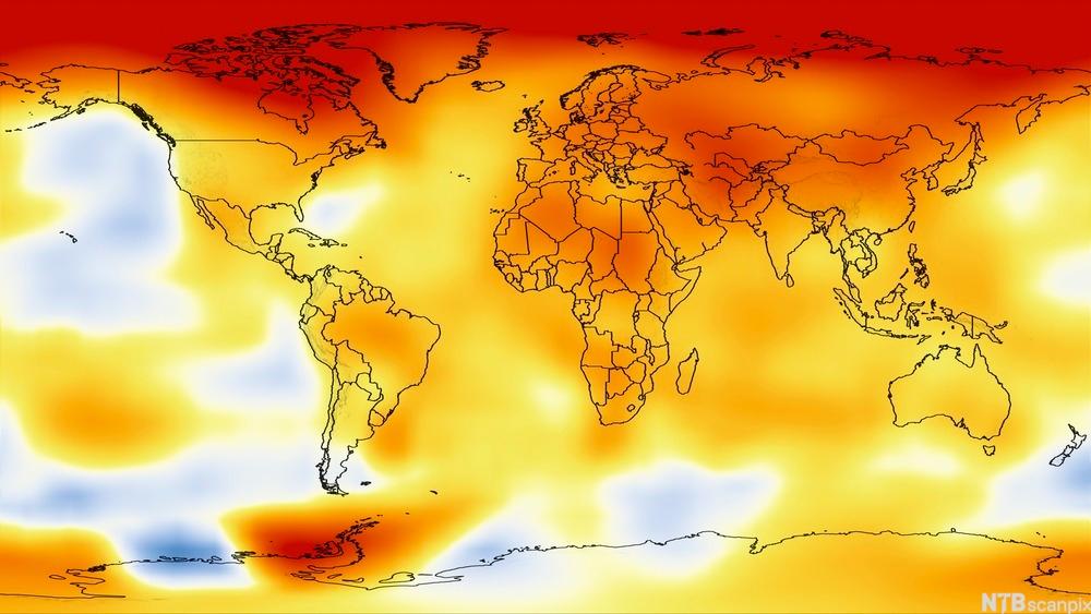 Verdenskart som illustrerer temperaturøkninger i forskjellige deler av verden. Kartet viser fargekodede områder som representerer ulike grader av temperaturøkning, fra lavere økninger i blått til høyere økninger i rødt. Kart.