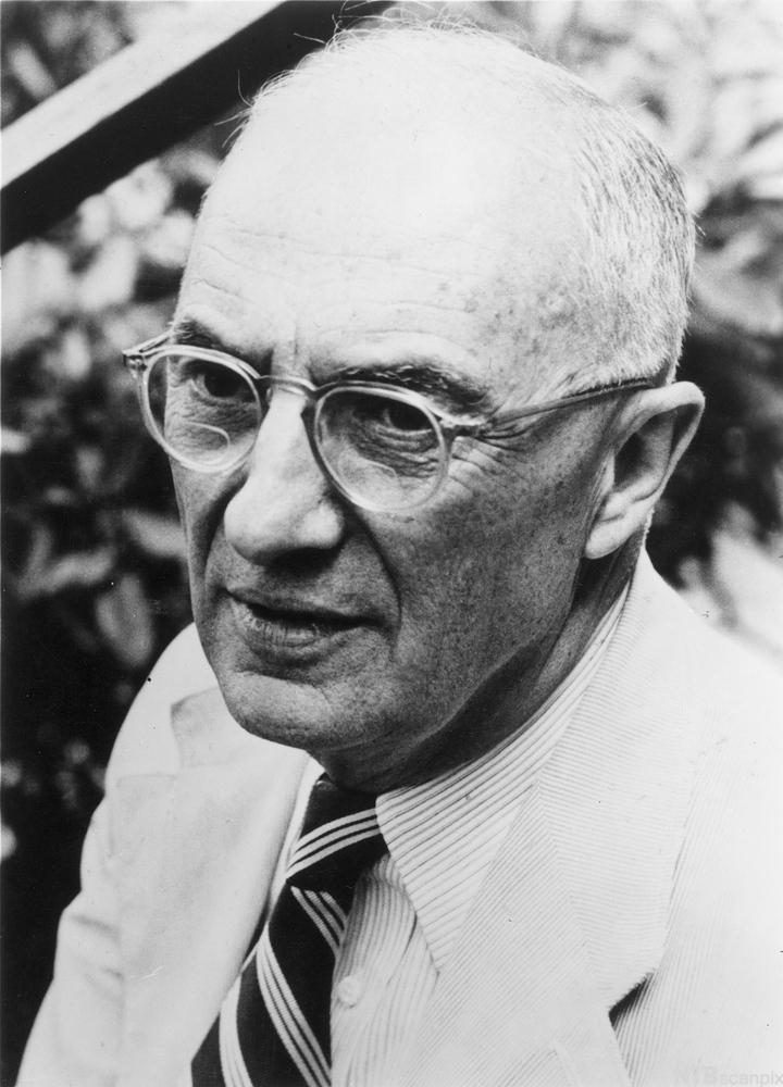 Photo of William Carlos Williams