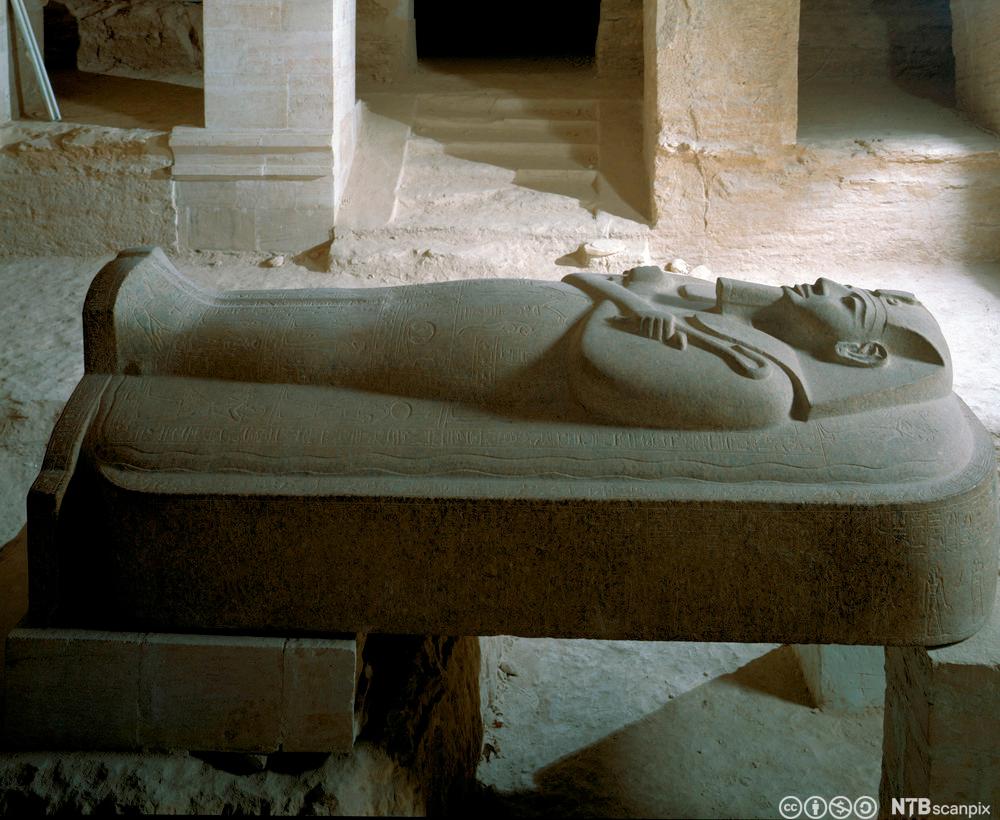 Sarkofag i gravkammeret til Merenptah i Kongenes dal, Egypt. Foto.