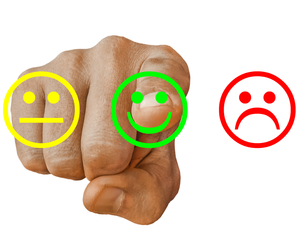 3 emojies som symboliserer hhv lav, middels og høy tilfredshet. Illustrasjon.